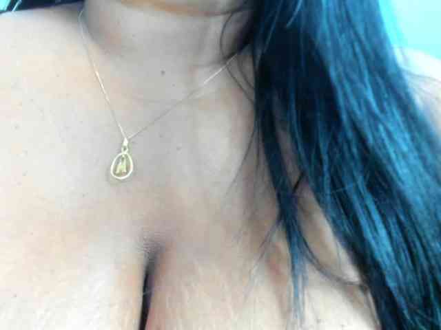 milfebony webcam