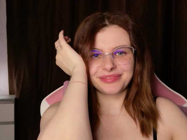 DariaPon live webcam show