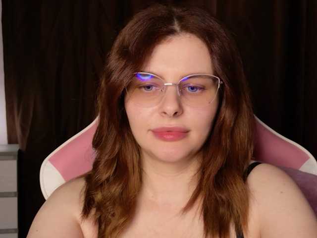 DariaPon live cam on BongaCams