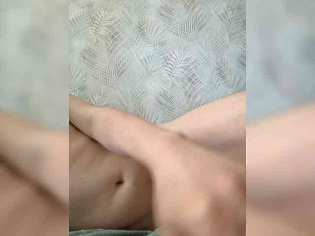 yourlover13 Live Webcam on BongaCams