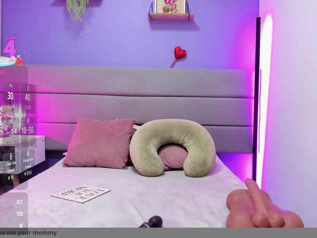 Kiiara-Sky's BongaCams show and profile