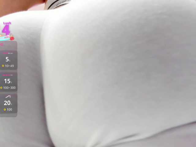 Kiiara-Sky live cam on BongaCams