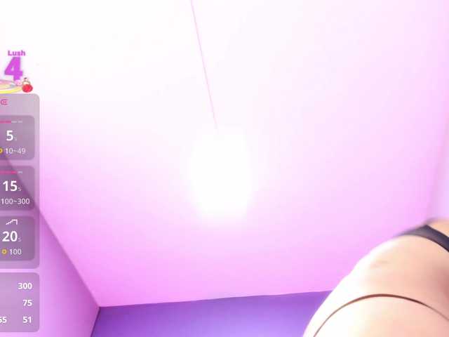 Kiiara-Sky live cam on BongaCams