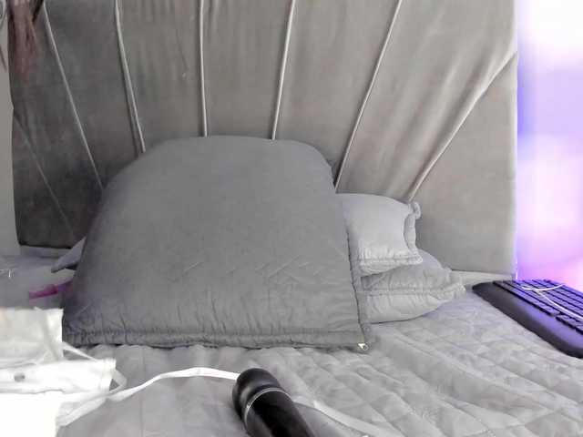 Shanna03 live cam