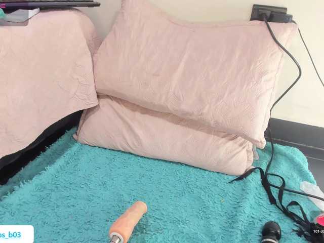 Shanna03 live cam on BongaCams