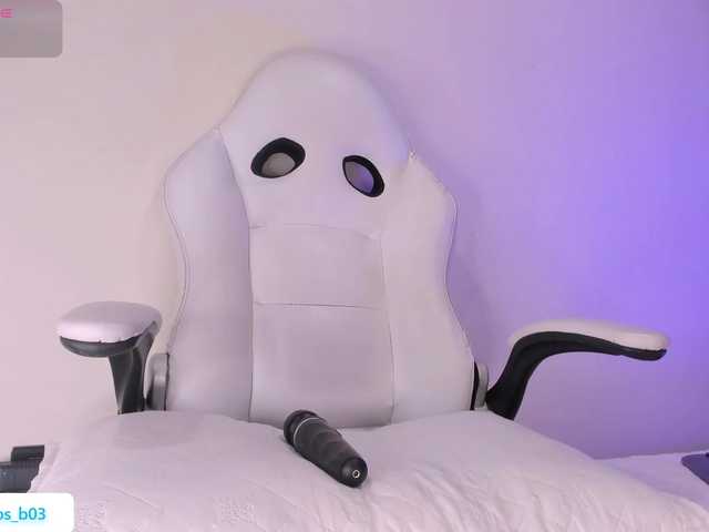 Shanna03 live webcam show