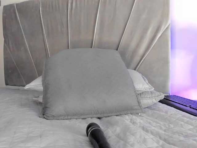 Shanna03 live cam on BongaCams