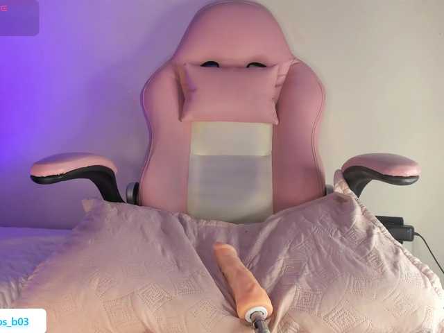 Shanna03 live webcam show