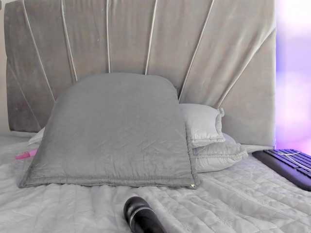 Shanna03 live cam