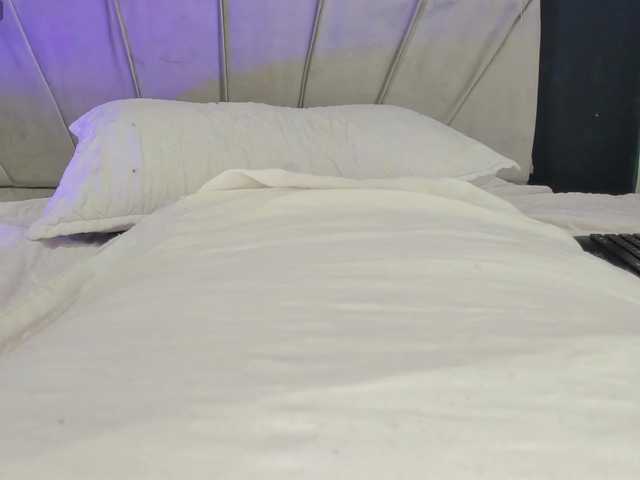 Shanna03 live cam on BongaCams