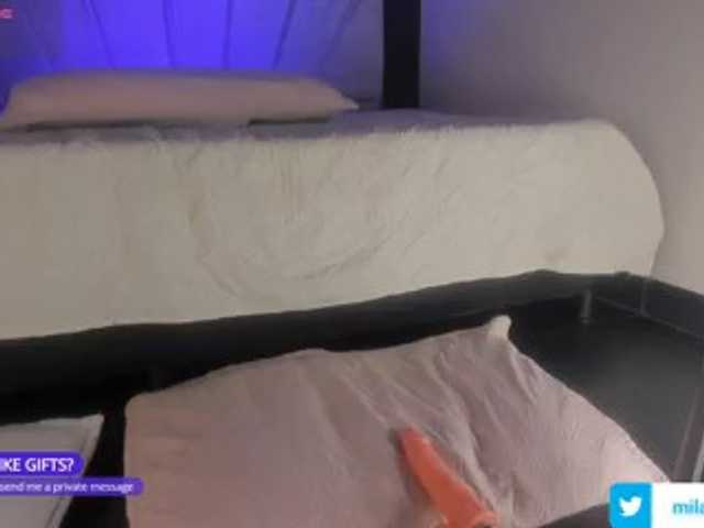Shanna03 live cam on BongaCams