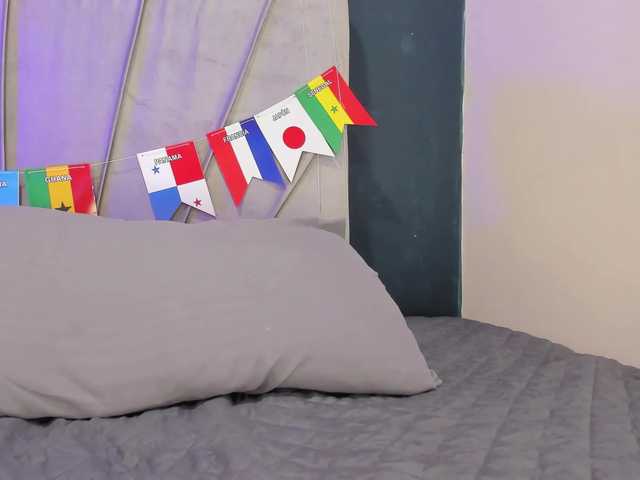 Shanna03 live cam