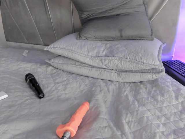 Shanna03 live cam on BongaCams