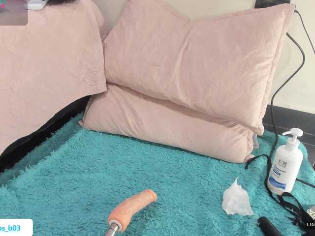 Shanna03 live cam on BongaCams