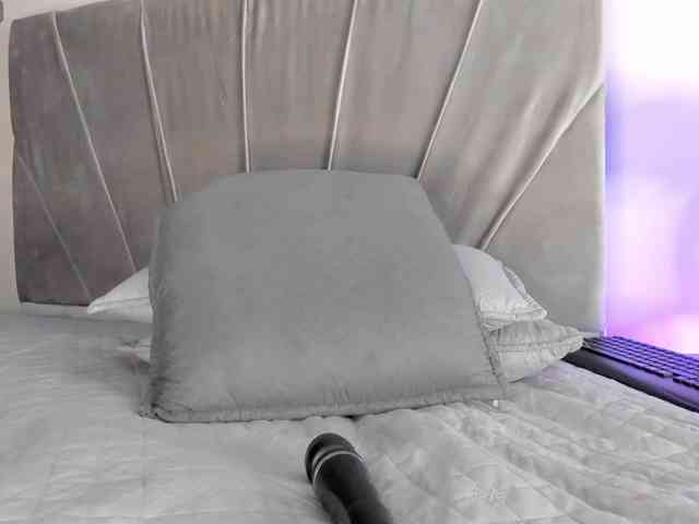 Shanna03 webcam
