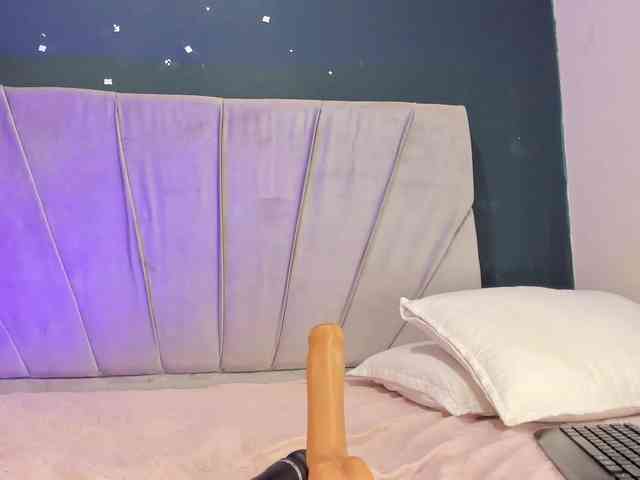 Shanna03 webcam