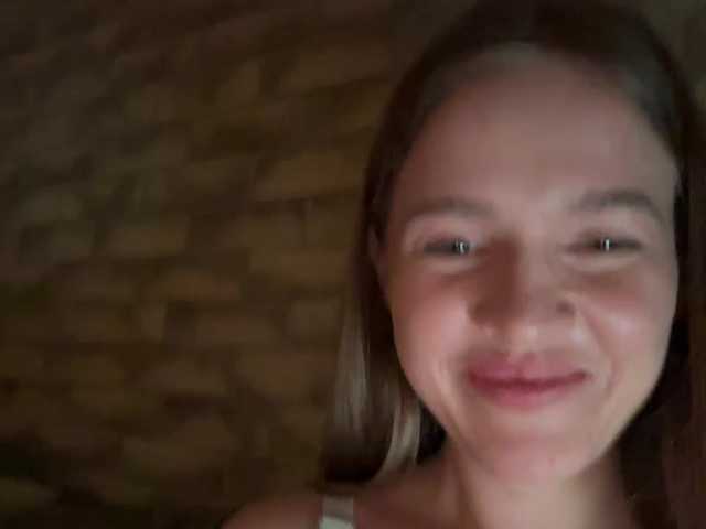KateDanverr Live Cam on BongaCams