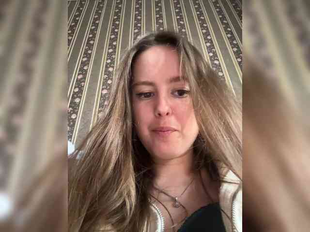 Modelo: MariaBowman