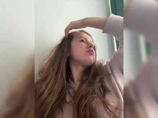 MariaBowman webcam