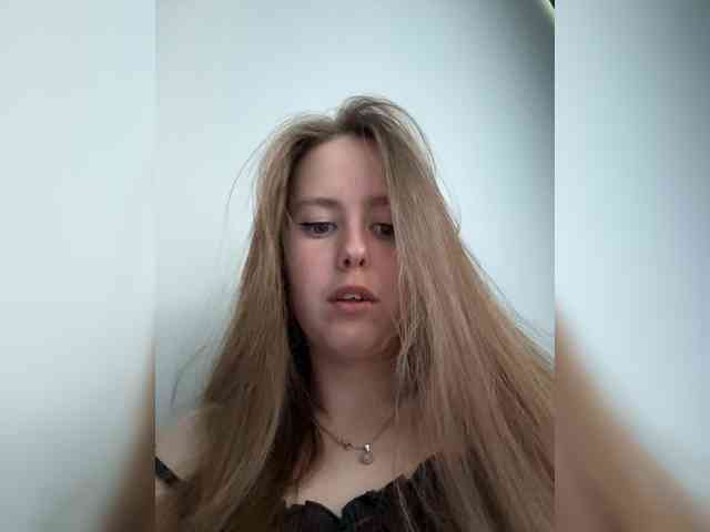 MariaBowman webcam