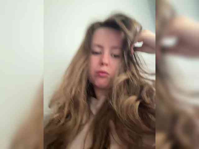 MariaBowman webcam