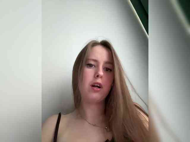 MariaBowman webcam