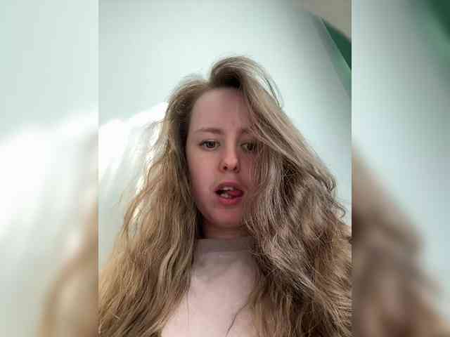 MariaBowman webcam