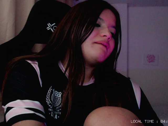 Sweet-emily1 live cam on BongaCams