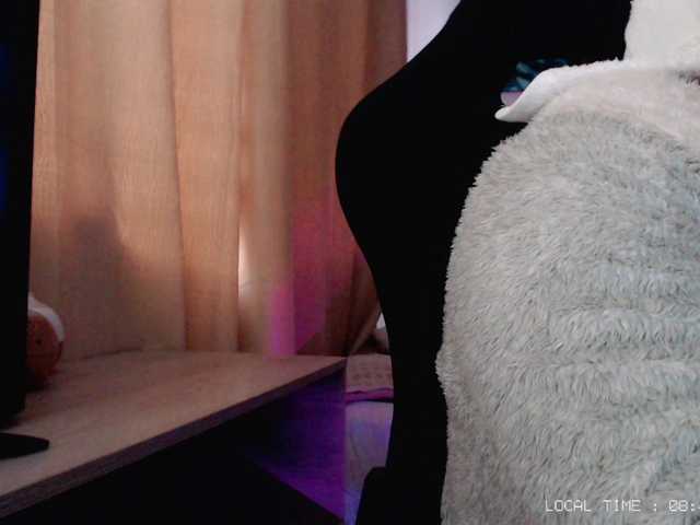 Sweet-emily1 live cam on BongaCams