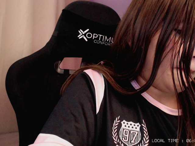 Sweet-emily1 live cam on BongaCams