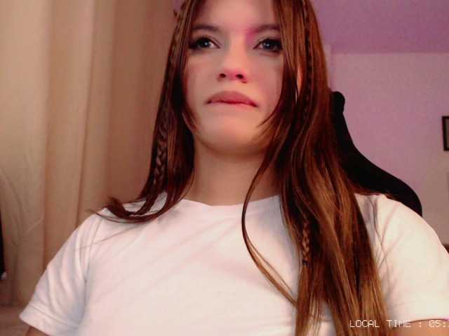 Sweet-emily1 live cam on BongaCams