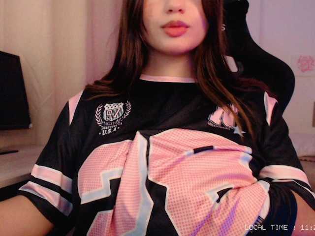 Sweet-emily1 live cam on BongaCams