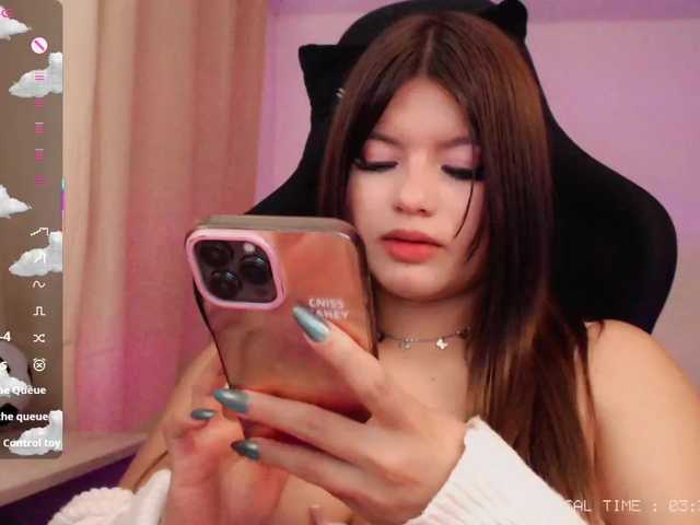 Sweet-emily1 live cam on BongaCams