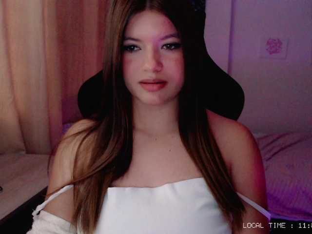 Sweet-emily1 live cam on BongaCams