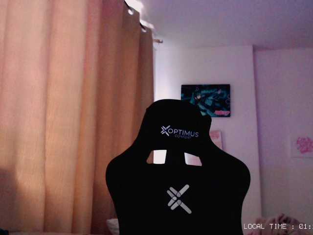Sweet-emily1 live cam on BongaCams