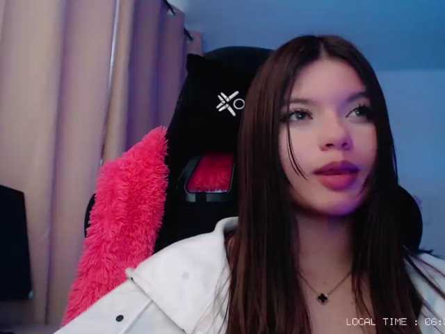 Sweet-emily1 live cam on BongaCams