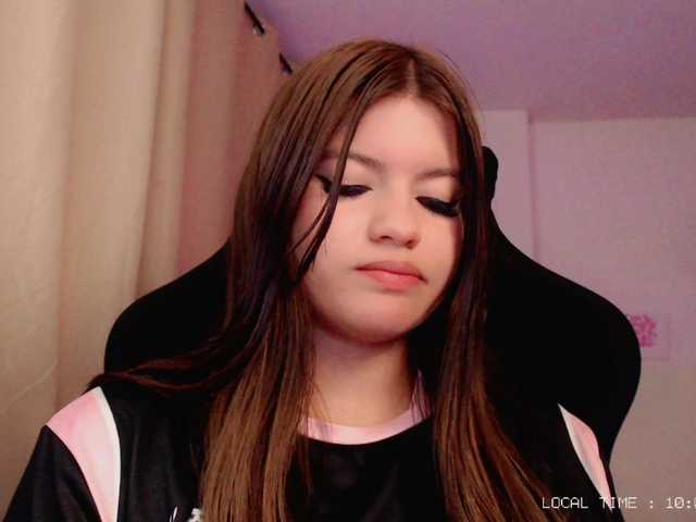 Sweet-emily1 live cam on BongaCams