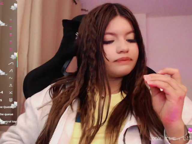 Sweet-emily1 live cam on BongaCams