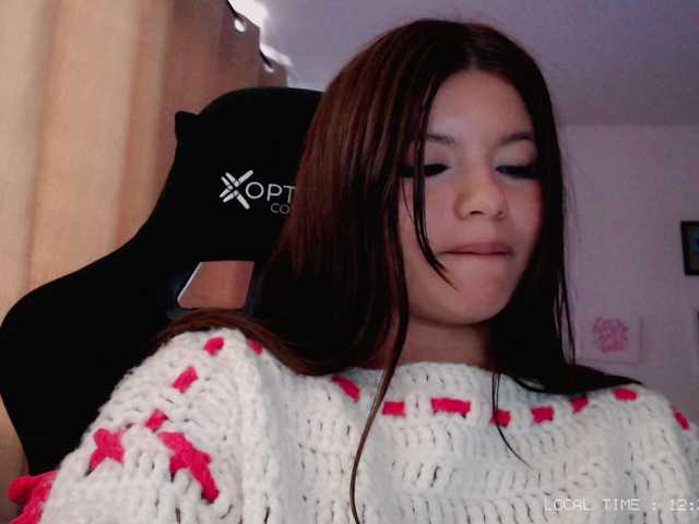 Sweet-emily1 live cam on BongaCams