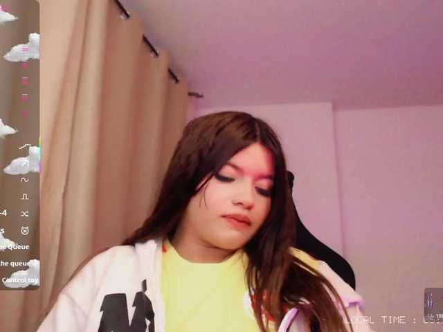 Sweet-emily1 live cam on BongaCams