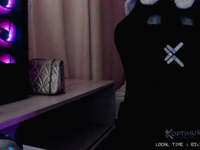 Sweet-emily1 live cam on BongaCams