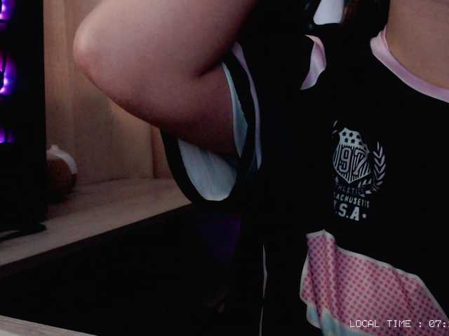 Sweet-emily1 live cam on BongaCams