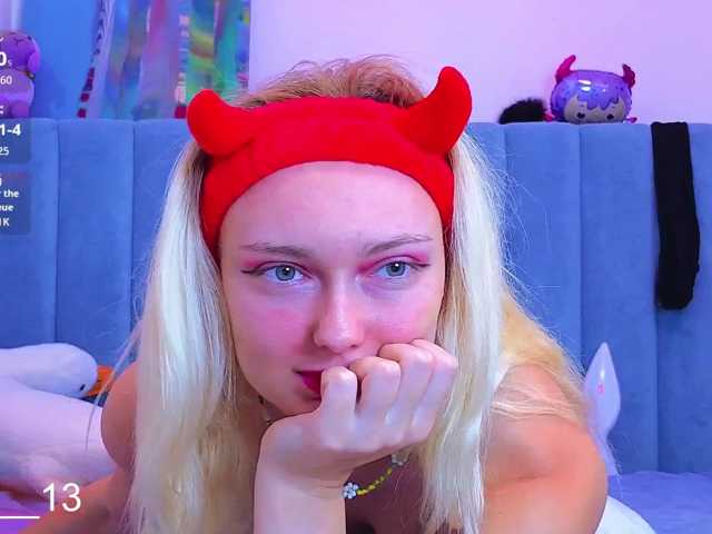 Angelina_1 live cam on BongaCams