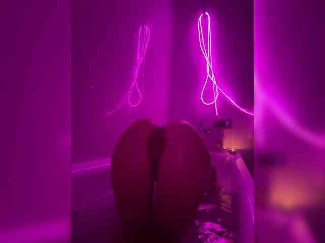 Angelina_1 webcam