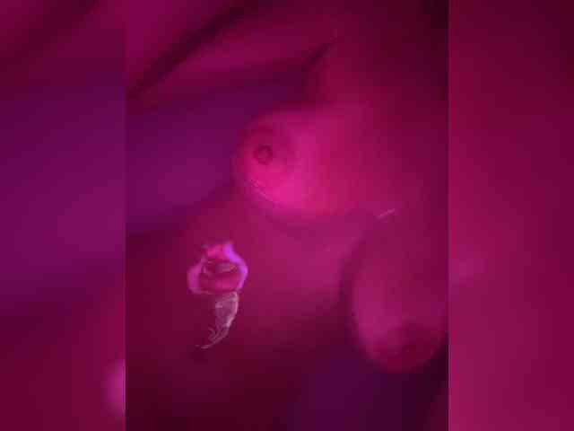 Angelina_1 webcam