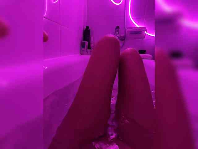 Angelina_1 webcam