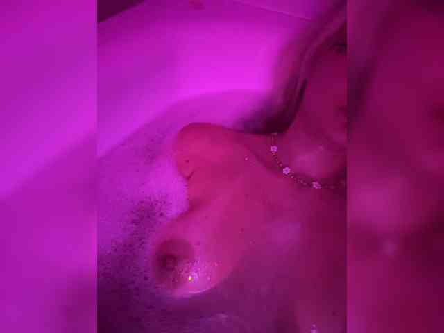 Angelina_1 webcam