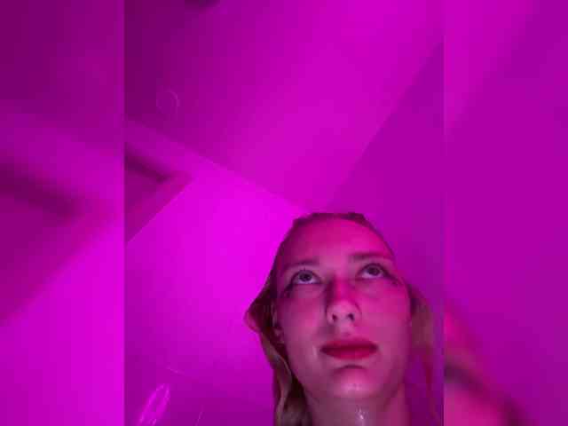 Angelina_1 webcam