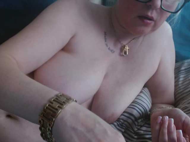 martachatte19 live cam on BongaCams