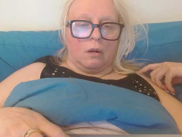 martachatte19 live cam on BongaCams